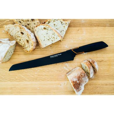 Кухонний ніж для хліба Fiskars Edge, 23,4 см 1003093 фото