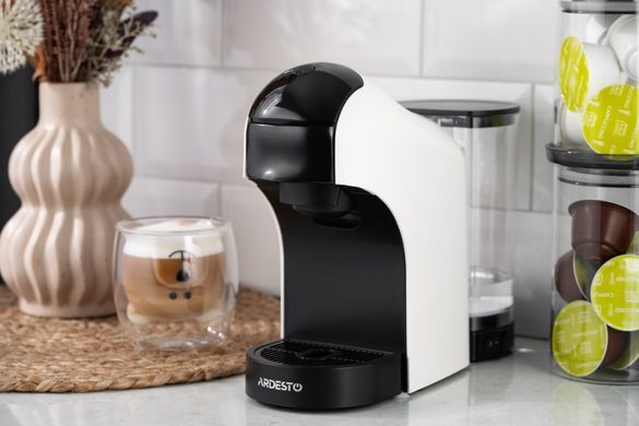 ARDESTO Кофеварка капсульная, 0.8л, капсулы Nespresso, Nescafe Dolce Gusto, молотый кофе, сенсорное управление, белый YCM-CNDE фото