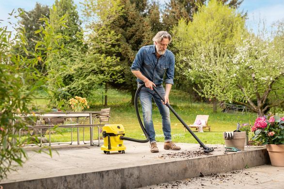 Karcher Пылесос WD 2-18 хозяйский, аккумуляторный, 12л, 18В, без АКБ и ЗУ 1.628-500.0 фото