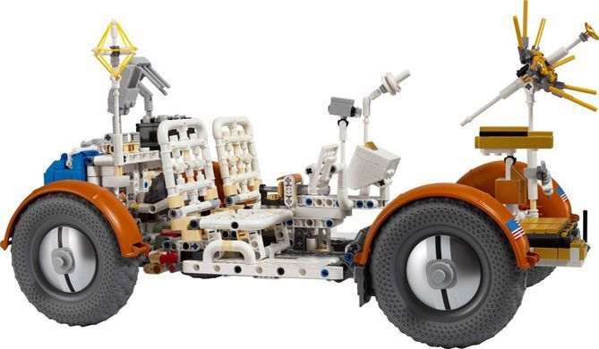 LEGO Конструктор Technic Лунный автомобиль NASA Apollo 42182 фото