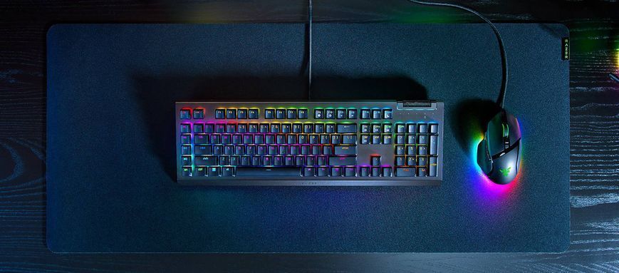 Razer Клавиатура механическая BlackWidow V4 X 110key, Green Switch, USB-A, EN/RU, RGB, чёрный RZ03-04700800-R3R1 фото