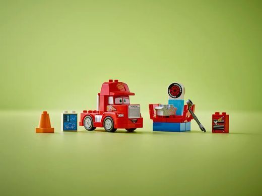 LEGO Конструктор DUPLO Disney Мак на гонках 10417 фото