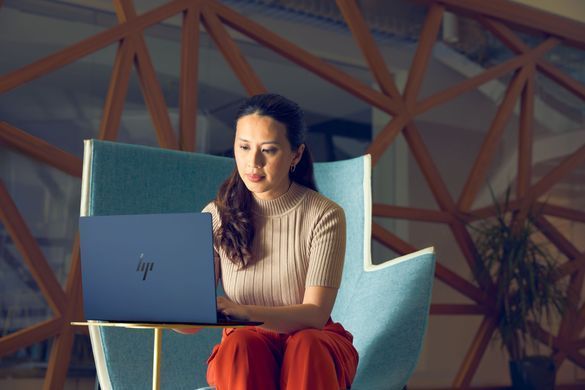 HP Ноутбук HP EliteBook Ultra G1i 14" 2.8k Touch, Intel U7-258V, 32GB, F1TB, UMA, Win11P, синій B66VXAT фото