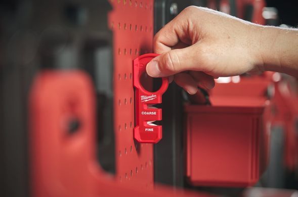 Milwaukee Точилка для ножей и ножниц, 54х195х38мм, 2 этапа заточки, ABS-пластик 4932478562 фото