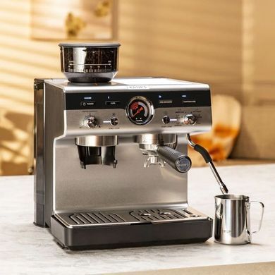 Krups Кавоварка ріжкова Precision+, 3.5л, вдубована кавомолка, ручний капучинатор, 15 бар, чорний-сірий XP804T10 фото
