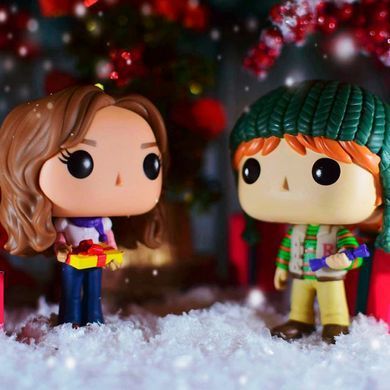 Игровая фигурка FUNKO POP! серии "Holiday" &ndash; ГЕРМИОНА ГРЕЙНДЖЕР 51153 фото