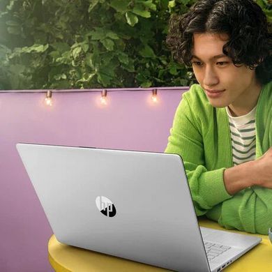 HP Ноутбук 17-cp2023ua 17.3" FHD IPS AG, AMD R3-7320U, 8GB, F512GB, UMA, DOS, серебристый AR8J9EA фото