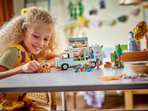 LEGO Конструктор LEGO Friends Пригоди на фургоні дружби 42663 фото