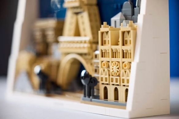LEGO Конструктор LEGO Architecture Париж &mdash; місто кохання 21064 фото