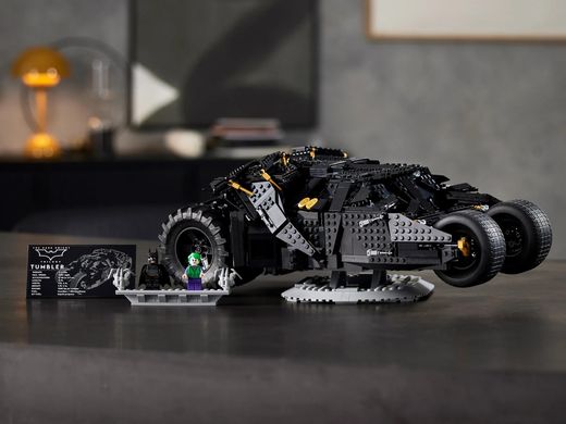 Конструктор LEGO DC Batman Бетмобіль Тумблер 76240 фото
