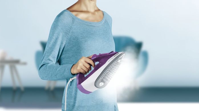 Tefal Праска Express Steam, 2400Вт, 270мл, паровий удар -165гр, постійна пара - 35гр, керам. підошва, фіолетовий FV2836E0 фото