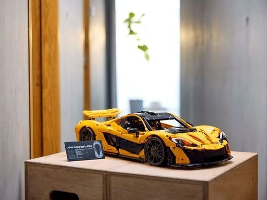 LEGO Конструктор LEGO Technic McLaren P1 42172 фото