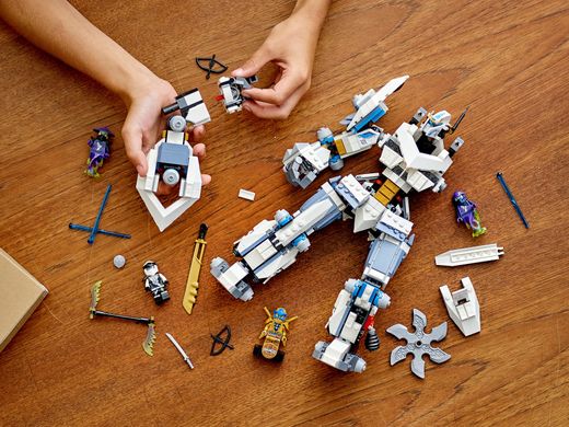 Конструктор LEGO Ninjago Битва робота-титана Зейна 71738 фото