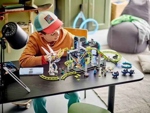 LEGO Конструктор City Парк развлечений &laquo;Мир роботов&raquo; 60421 фото