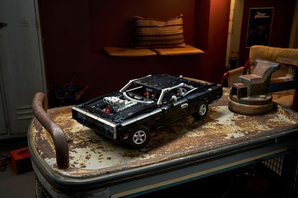 LEGO Конструктор LEGO Technic Форсаж Автомобіль Dodge Charger R/T 42231 фото