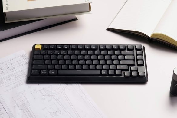 Keychron Клавіатура механічна J1 82Key, K pro Red, WL/BT/USB-A, QMK, Hot-swap, EN/UKR, RGB, чорний J1-H1-UA фото
