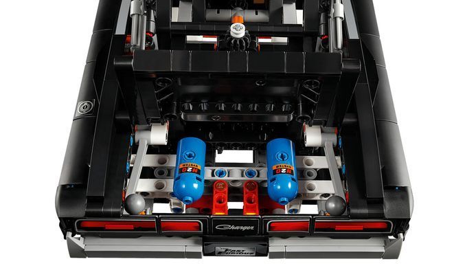 LEGO Конструктор LEGO Technic Форсаж Автомобіль Dodge Charger R/T 42231 фото