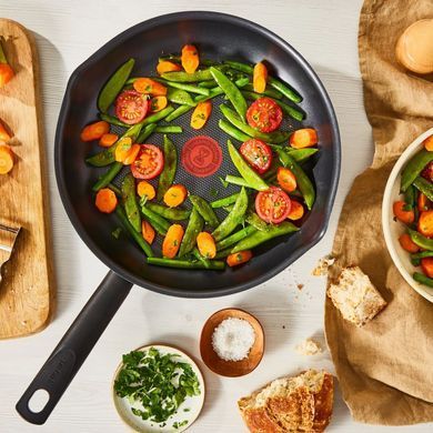 Tefal Сковорода с крышкой Day by Day, 28см, с крышкой, алюминий, бакелит, стекло, черный B5580623UA фото