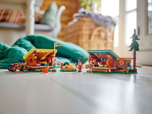 LEGO Конструктор Friends Уютные домики в приключенческом лагере 42624 фото