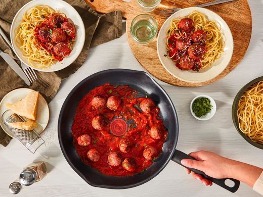 Tefal Сковорода с крышкой Day by Day, 28см, с крышкой, алюминий, бакелит, стекло, черный B5580623UA фото