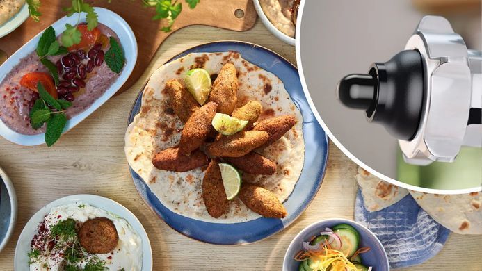 Bosch Мясорубка, 2100Вт, 3.5кг/мин, 2 решетки, насадка для колбас, кеббе, пластик, белый MFWS607W фото