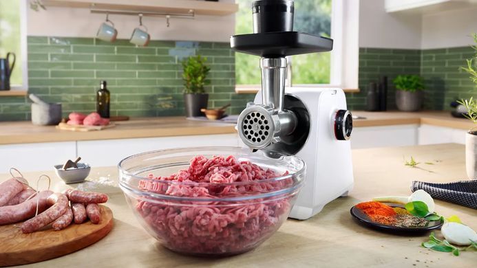 Bosch Мясорубка, 2100Вт, 3.5кг/мин, 2 решетки, насадка для колбас, кеббе, пластик, белый MFWS607W фото