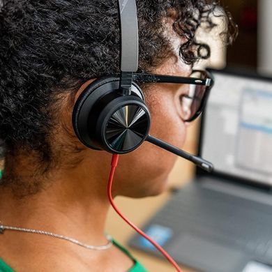 Poly Гарнитура компьютерная стерео On-ear Blackwire 8225-M, USB-A, USB-C, однонаправленный, ANC, Acoustic Fence, Microsoft Teams, черный 8X225AA фото