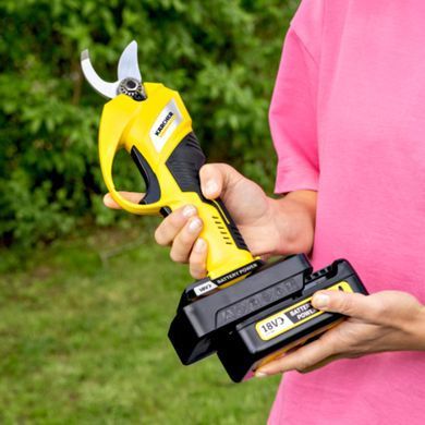 Karcher Секатор акумуляторний Karcher TLO 2-18 18В 2,5см 1.09кг без АКБ та ЗП 1.445-340.0 фото