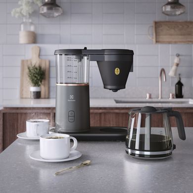 Electrolux Кавоварка крапельна, 1,25л, мелена, чорний E7CM1-4MTM фото