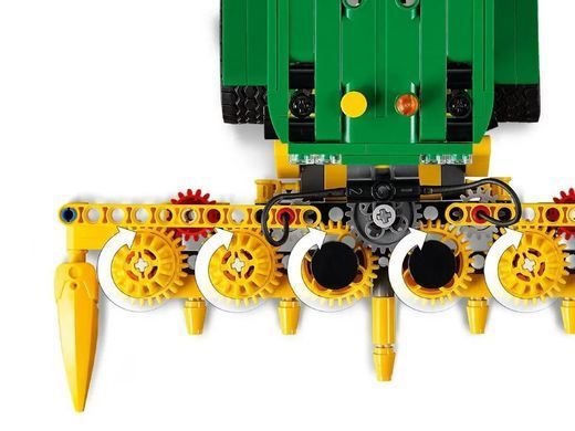 LEGO Конструктор Technic Кормоуборочный комбайн John Deere 9700 42168 фото