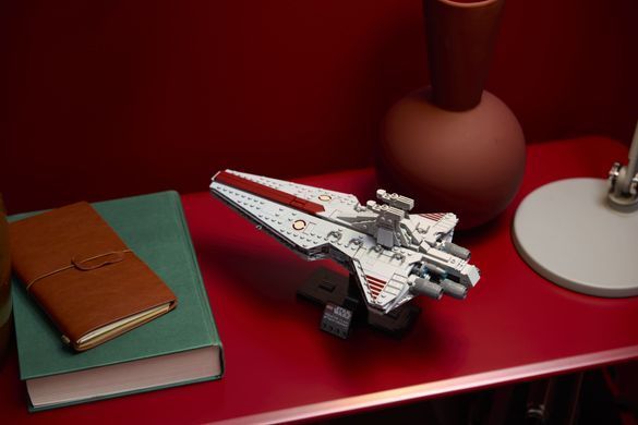 LEGO Конструктор LEGO Star Wars Зоряний крейсер класу &laquo;Венатор&raquo; 75441- фото