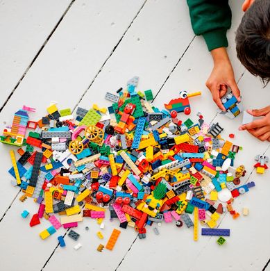Конструктор LEGO Classic 90 років гри 11021 фото