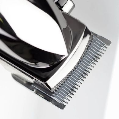 BaByliss Машинка для стриження, мережа+акум., вібраційний мотор, насадок-10, кейс, чохол, гребінець у компл., сталь, сірий E996E фото