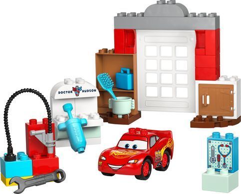 LEGO Конструктор LEGO DUPLO Disney Візит МакКвіна в гараж Дока 10456 фото