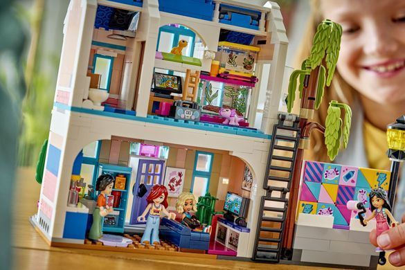 LEGO Конструктор LEGO Friends Родинний дім Ліан 42687 фото