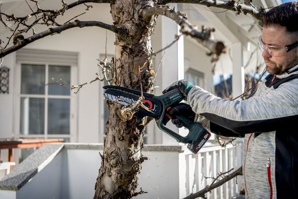 Metabo Пила цепная аккумуляторная MS 18 LTX 15 18В 1х2А&middot;ч шина 15см 5м/сек 2кг 600856500 фото