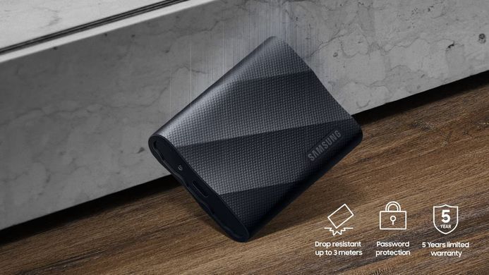 Samsung Портативний SSD 4TB USB 3.2 Gen 2 Type-C T9 Shield MU-PG4T0B/EU фото