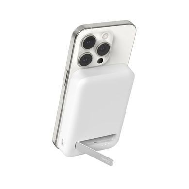 Belkin Портативное зарядное устройство Power Bank 10000мАч, MagSafe Wireless, белый BPD008BTWH фото