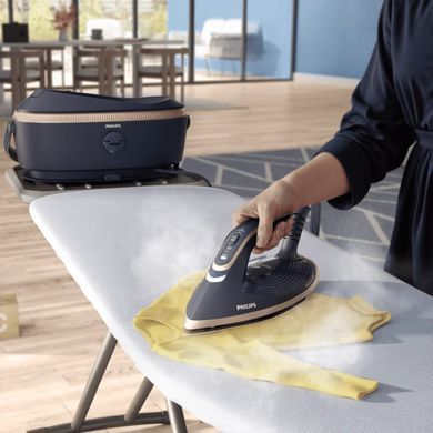 Philips Парогенератор Philips PerfectCare 8000, 3120Вт, 1400мл, паровий удар -800гр, верт. відпарювання, нерж. сталь, чорний PSG8300/80 фото