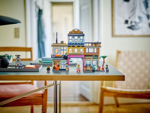 LEGO Конструктор Creator Центральна вулиця 31141 фото