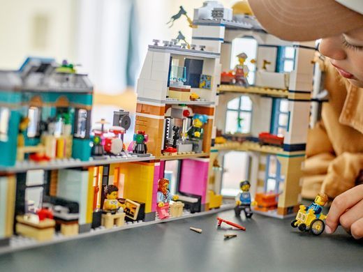 LEGO Конструктор Creator Центральна вулиця 31141 фото