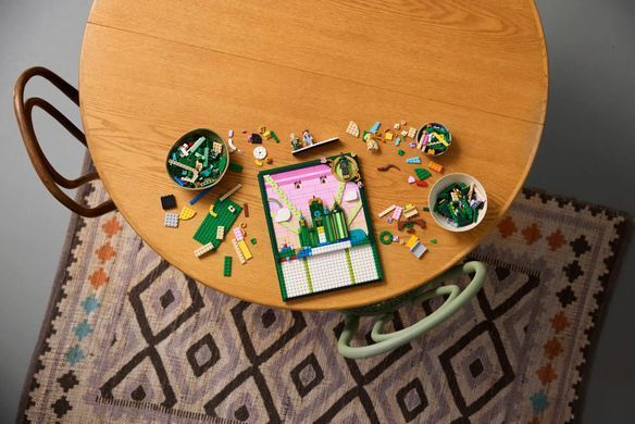 LEGO Designer Emerald City wall art 75685 фото