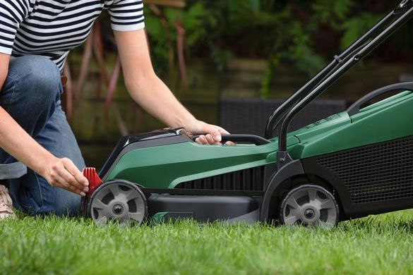 Bosch Газонокосарка акумуляторна CityMower 18V-32-300 18В акб 1х4А&middot;год 31л 30-60мм 9.4кг 0.600.8B9.A07 фото