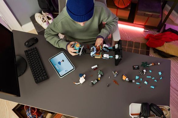 LEGO Конструктор LEGO Fortnite KIT 77081 фото
