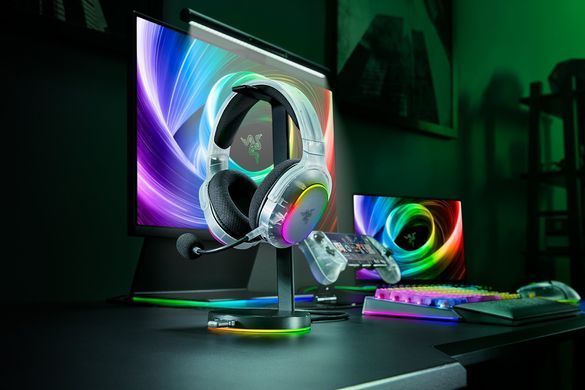 Razer Гарнітура ігрова Razer Barracuda X Chroma, BT/WL, RGB, Phantom White Ed. RZ04-05220400-R3M1 фото