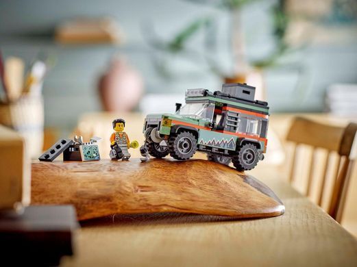 LEGO Конструктор LEGO City Позашляхова гірська вантажівка 4x4 60447 фото