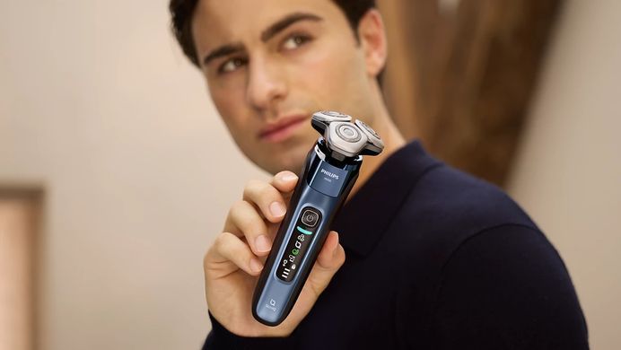 Philips Бритва електр. Series i9000 Prestige SkinIQ роторная, бритв.головок-3, Li-Ion, сух.+влажн., индикат. заряда, тверд. чехол, синий X9003/30 фото