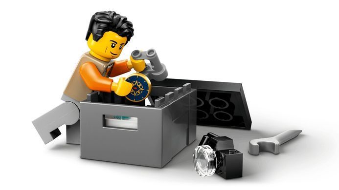 LEGO Конструктор LEGO City Позашляхова гірська вантажівка 4x4 60447 фото