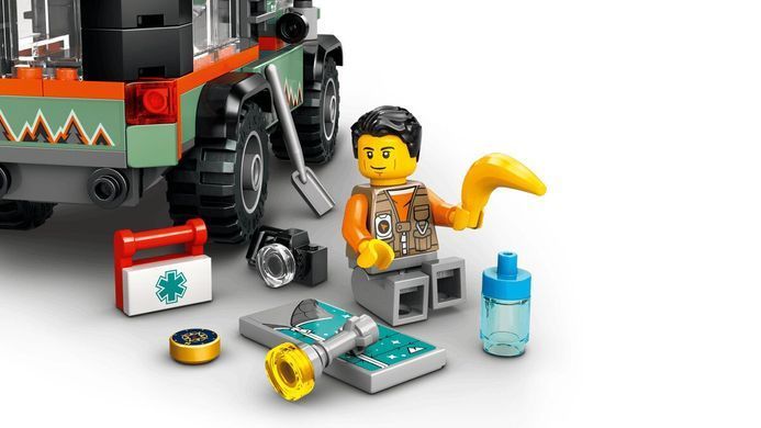 LEGO Конструктор LEGO City Позашляхова гірська вантажівка 4x4 60447 фото