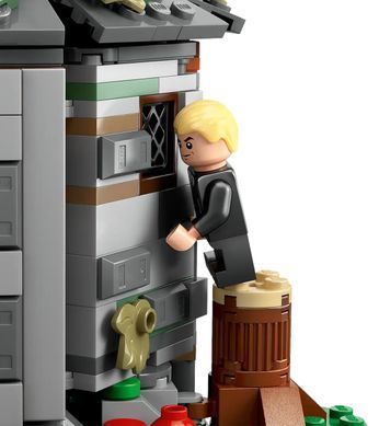 LEGO Конструктор Harry Potter Хатинка Геґріда: Несподівані гості 76428 фото
